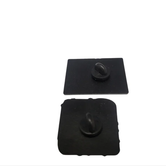 Set of 2 Anime Pins - Picture 5 of 6